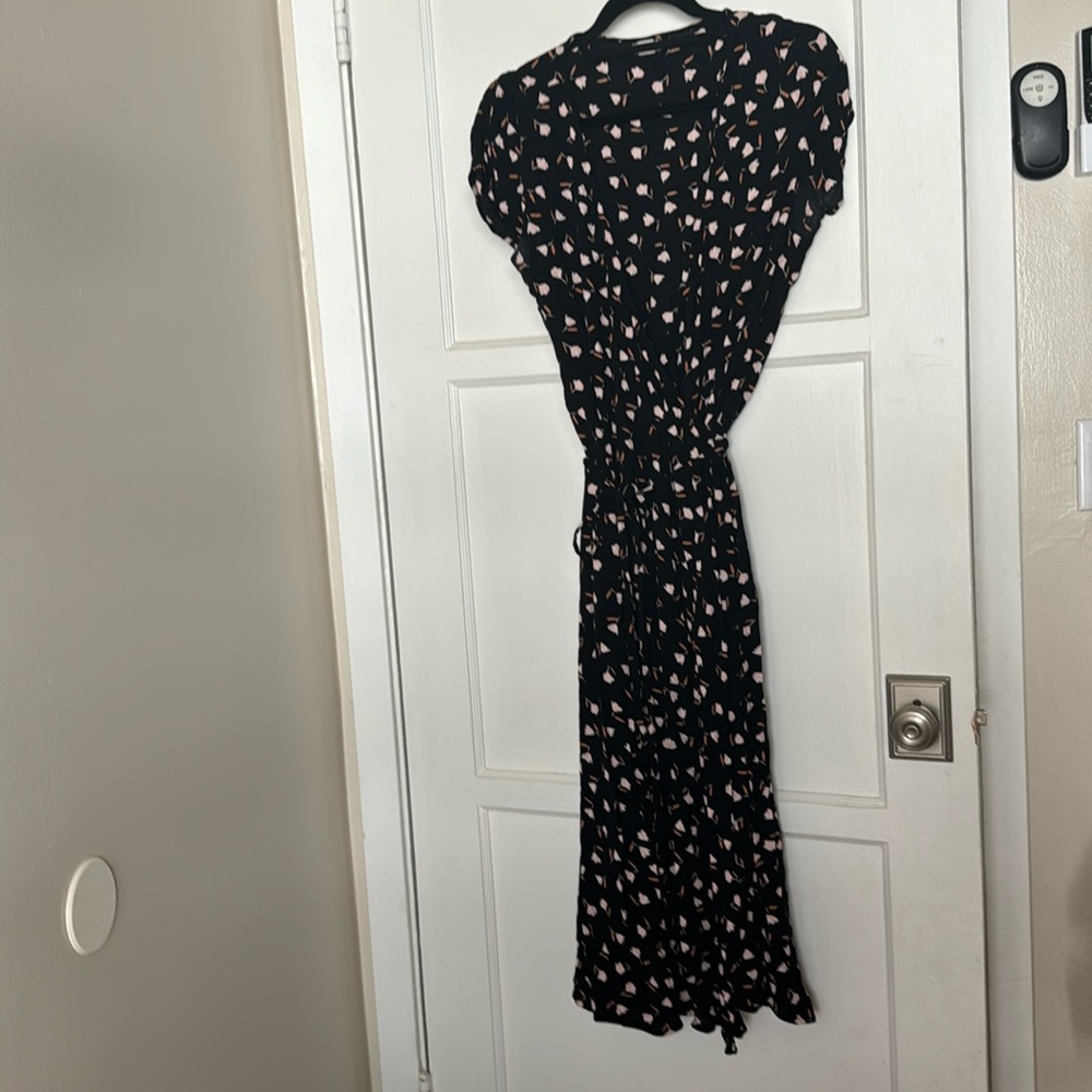Billabong black floral wrap dress